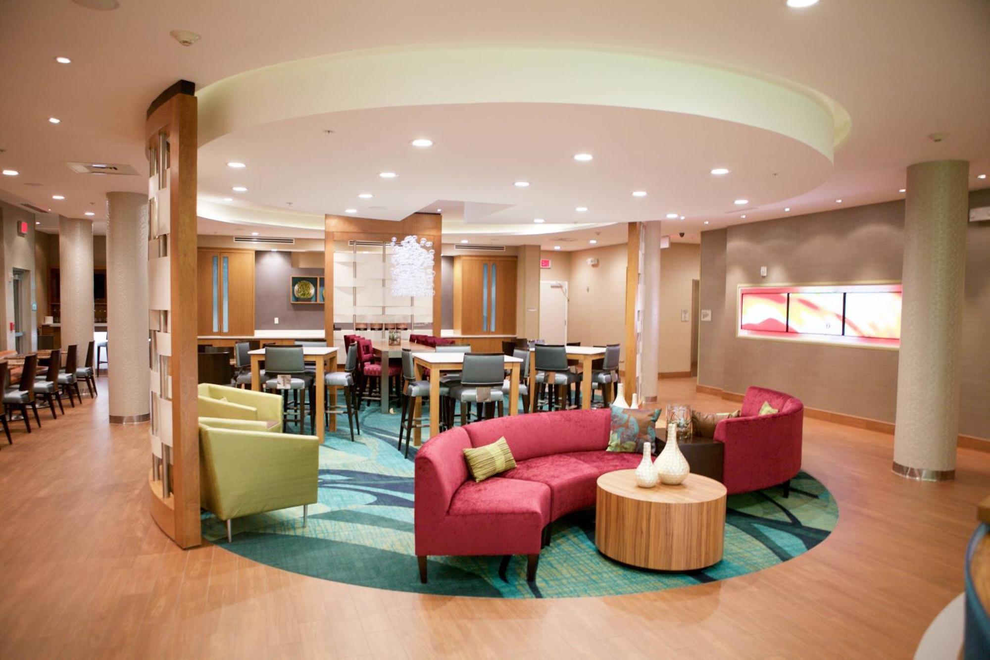 Springhill Suites By Marriott Wichita Airport Экстерьер фото