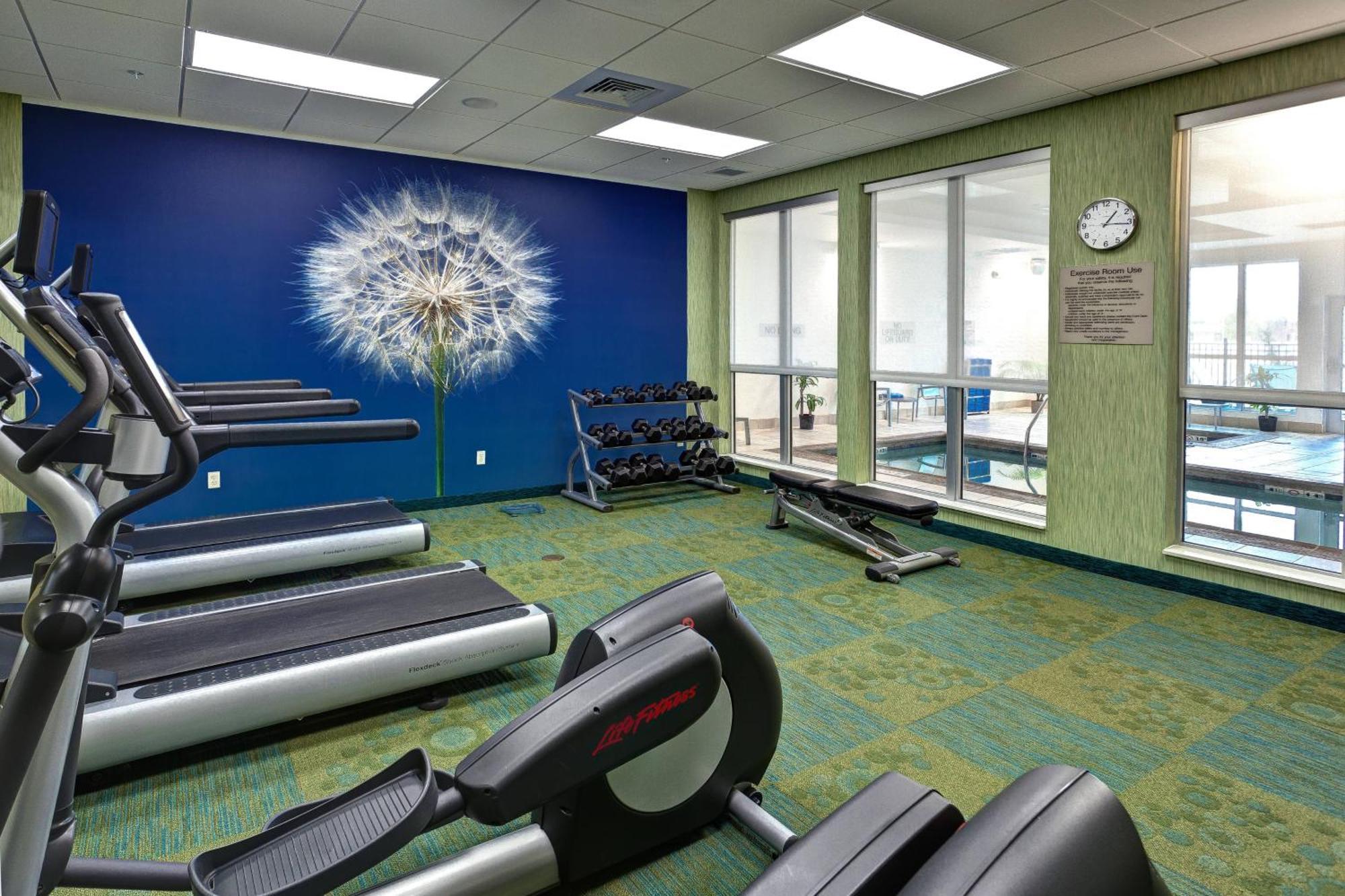 Springhill Suites By Marriott Wichita Airport Экстерьер фото
