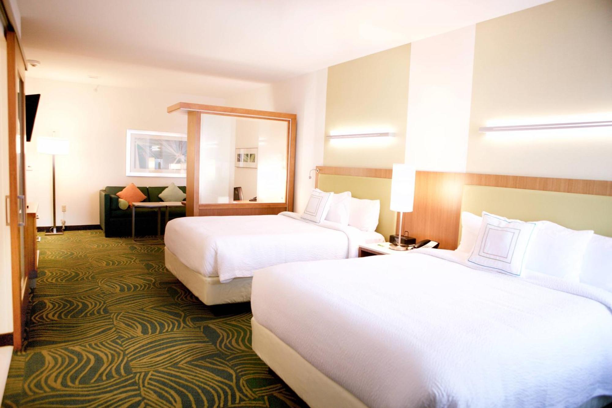 Springhill Suites By Marriott Wichita Airport Экстерьер фото